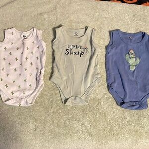 3 pack of onesies tank top style size 6-9 mths